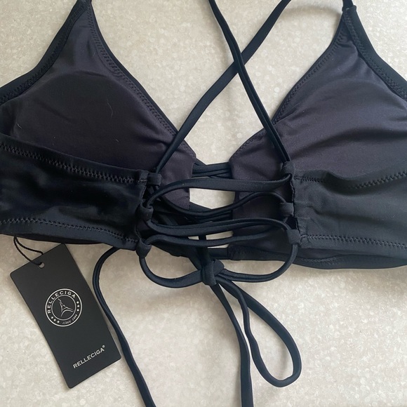 Black bikini top - Picture 2 of 4